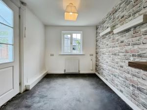 Photo 16- click for photo gallery